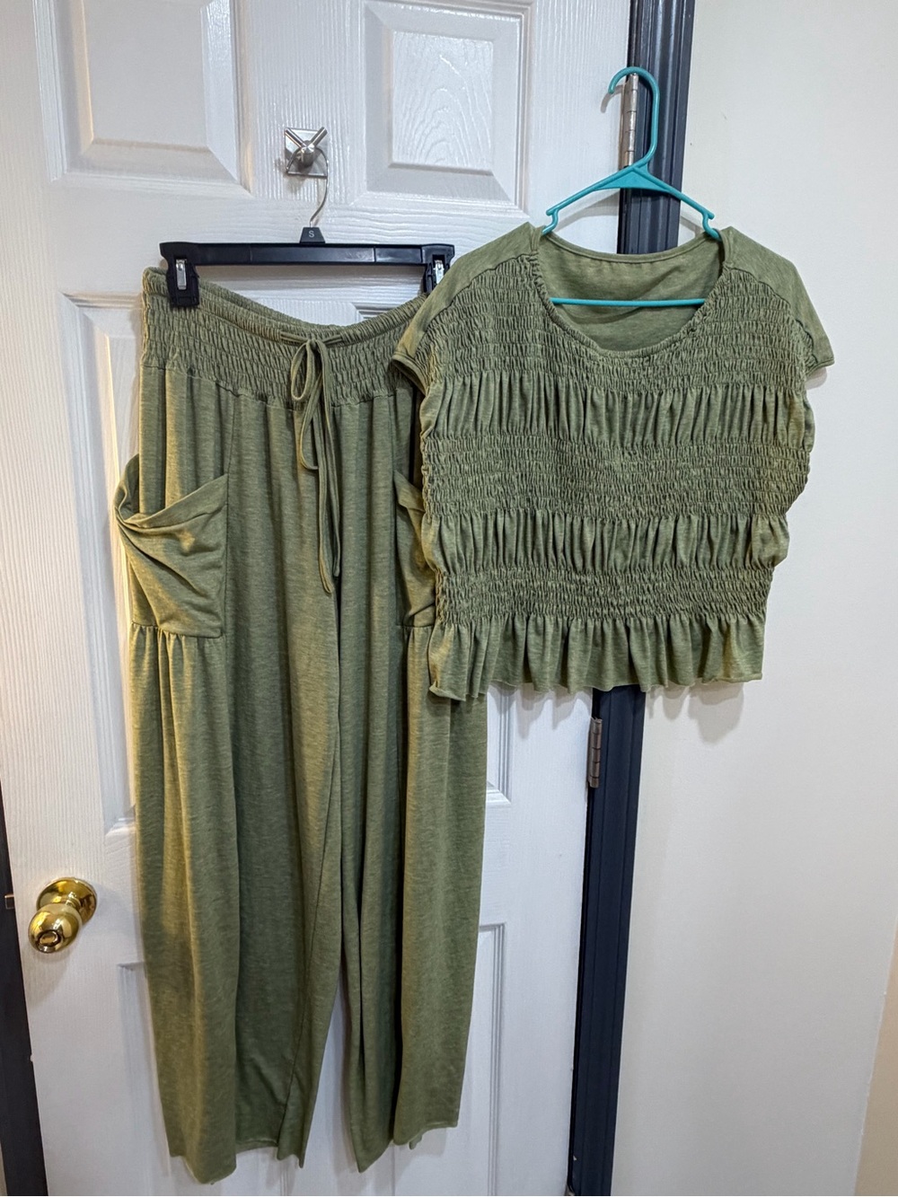 Olive Green Smocked Crop Top & Wide Leg Pants Set, very comfortable and so cute